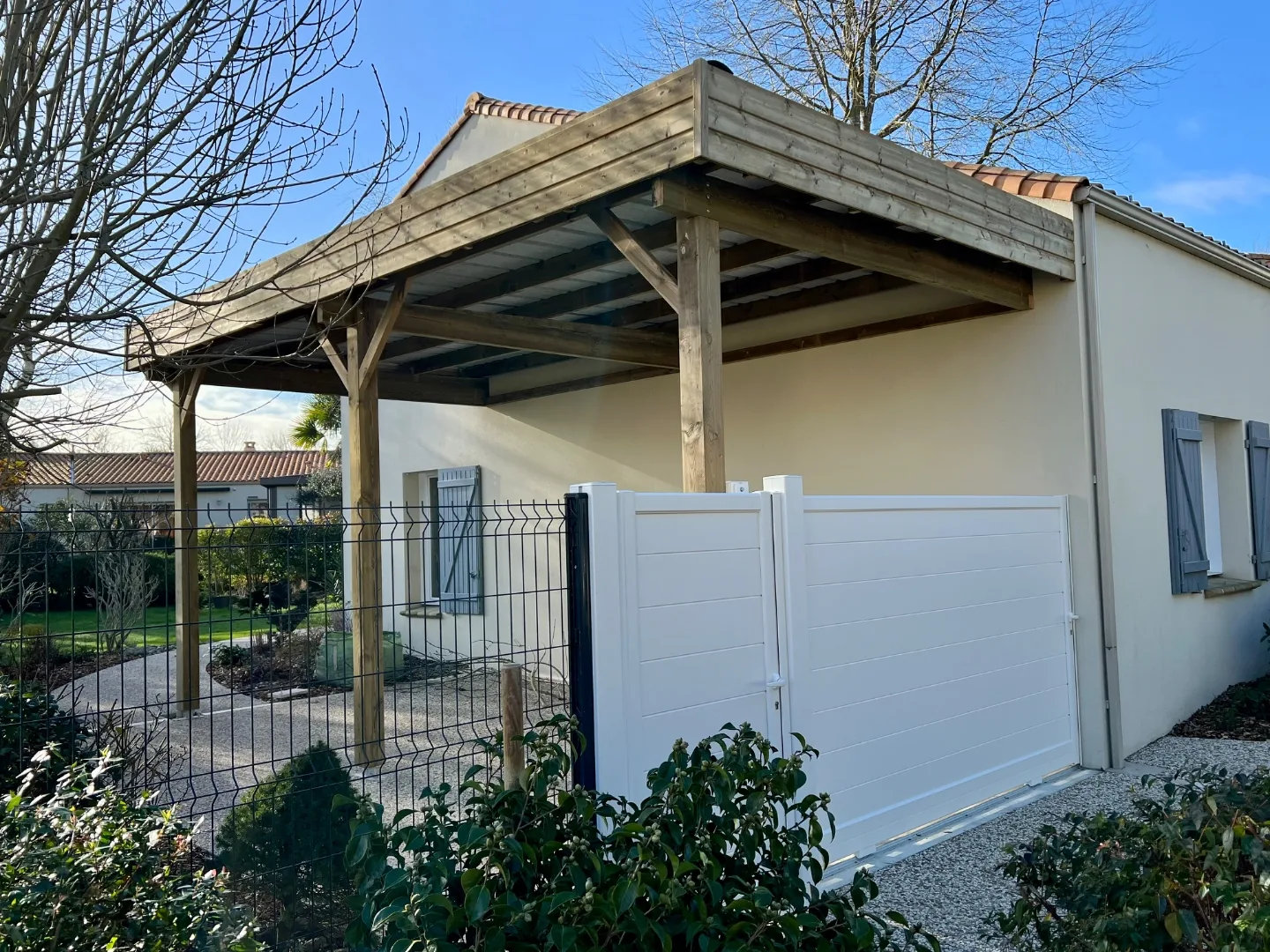 Carport bois sur-mesure sur-mesure — Océanic Systems