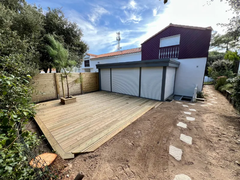 Terrasse bois avec carport, Saint-Gilles-Croix-de-Vie